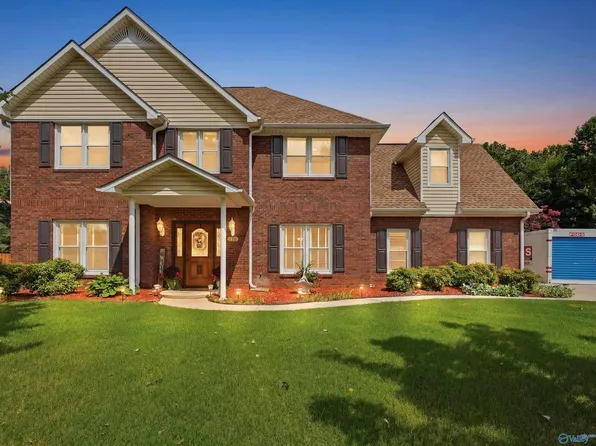 110 Golden Oak Dr, Huntsville, AL 35806