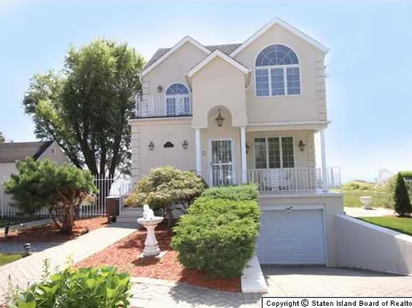 110 Bayview Ter, Staten Island, NY 10312