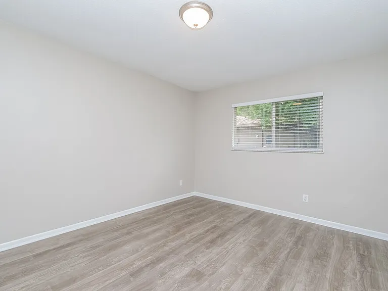 10142 Bannister St — Photo 16