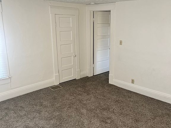 13x13 bedroom, new carpet