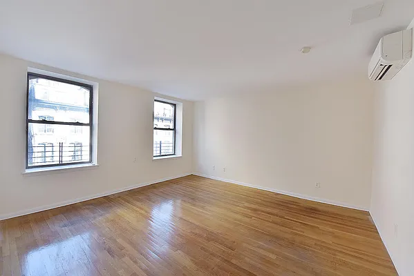 Rented by Alexander C. Lerner, LREB | media 10