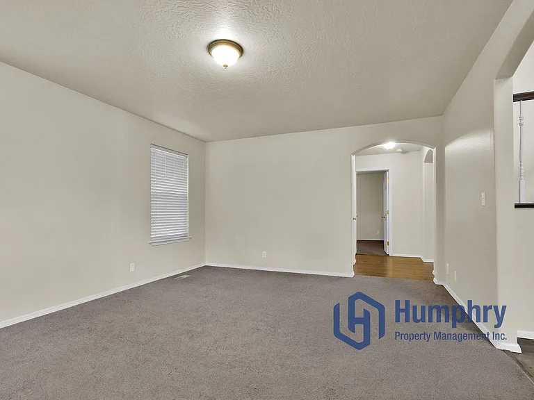 3956 E Granger Dr — Photo 30