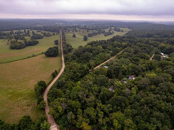 3rd image of 103 County Road 268a