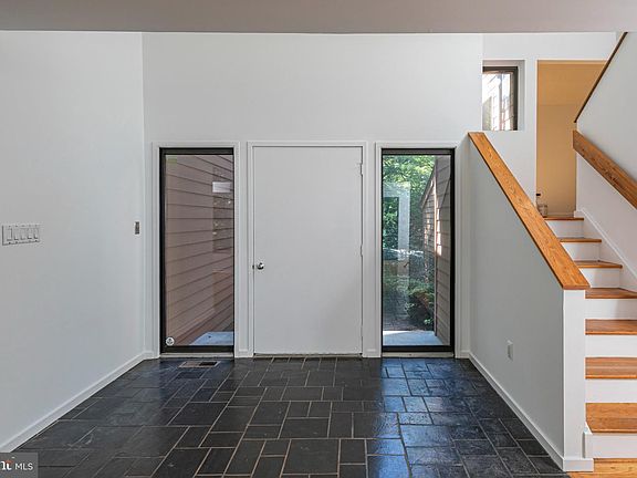4th image of 201 Wendover Dr