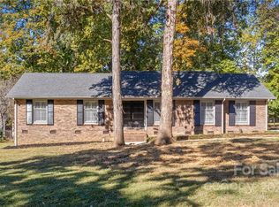 4639 Easthaven Dr, Charlotte, NC 28212