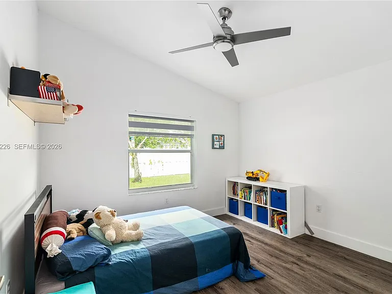 14275 NW 18th Pl — Photo 17