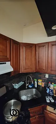 Rented by Batra Group Inc | media 16