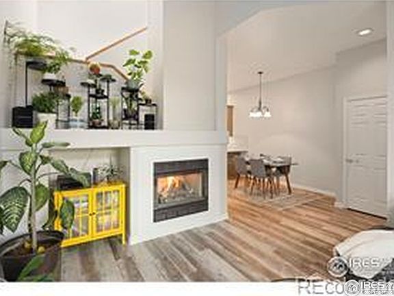 4th image of 4500 Seneca St #66