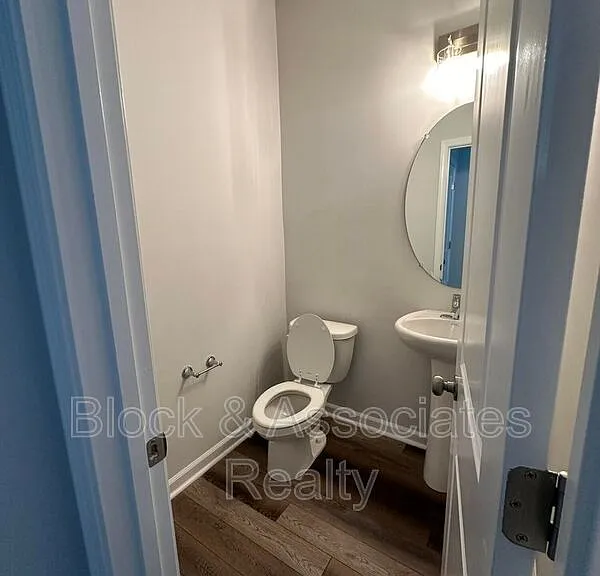 608 Gimari Dr — Photo 27