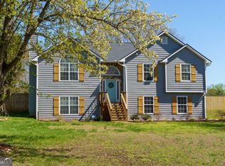 8015 Estee Dr, Cumming, GA 30028