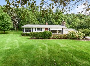 9387 E Fulton St, Ada, MI 49301