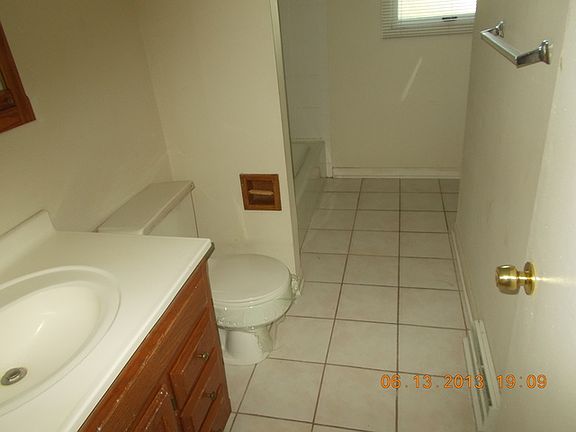 2nd image of 16309 Olcott Ave