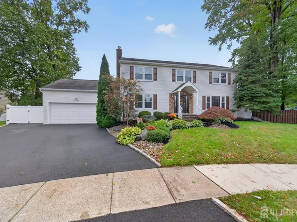 416 Vail Ct, South Plainfield, NJ 07080