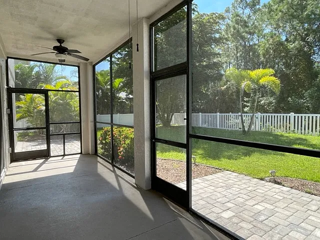 2463 Carnation Ct — Photo 15