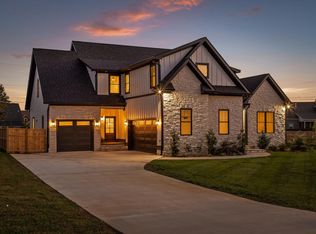 2208 Launcelot Rd, Chattanooga, TN 37421