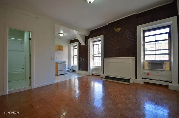 Rented by Corcoran | media 19