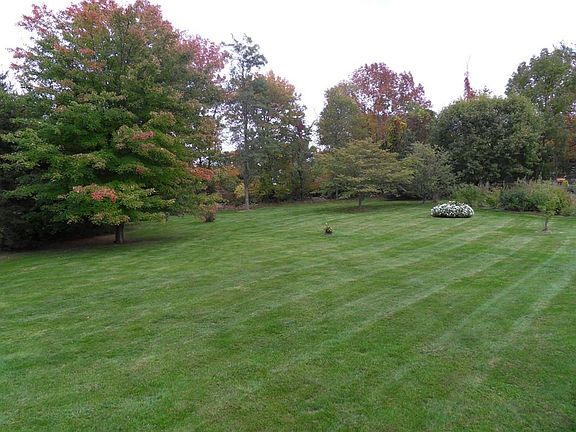 2nd image of 3 Kara Lynn Dr