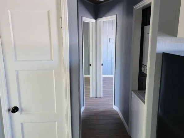 The Bend *, 2540 Dickerson Rd APT 16, Reno, NV 89503