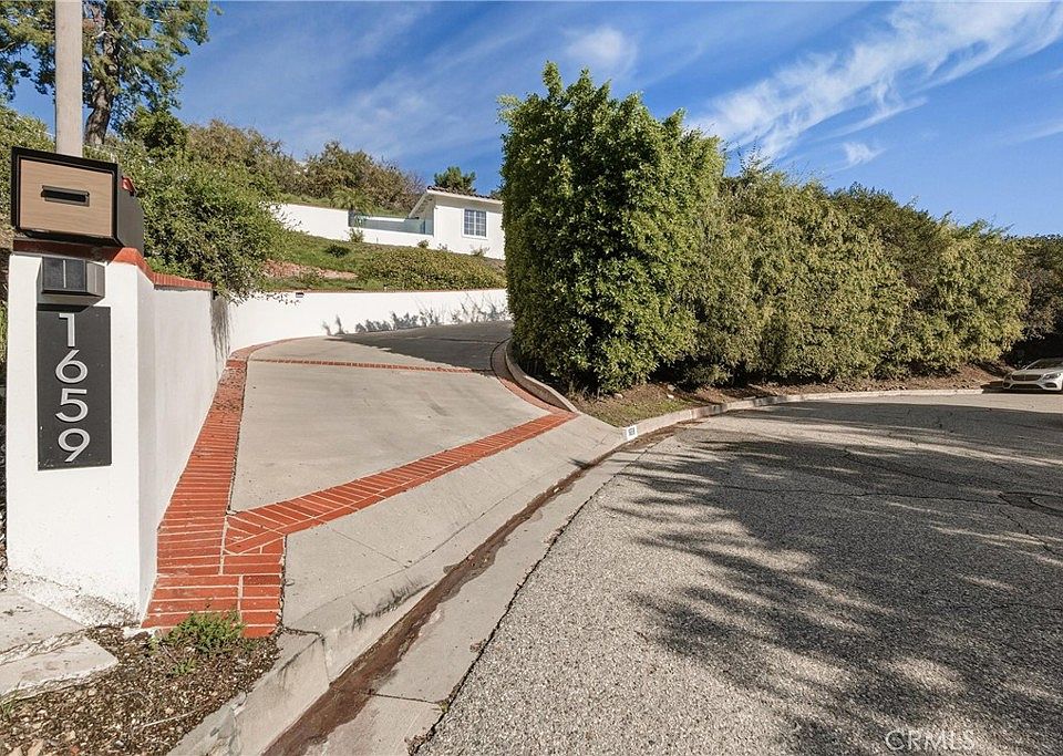 1st image of 1659 Puebla Dr