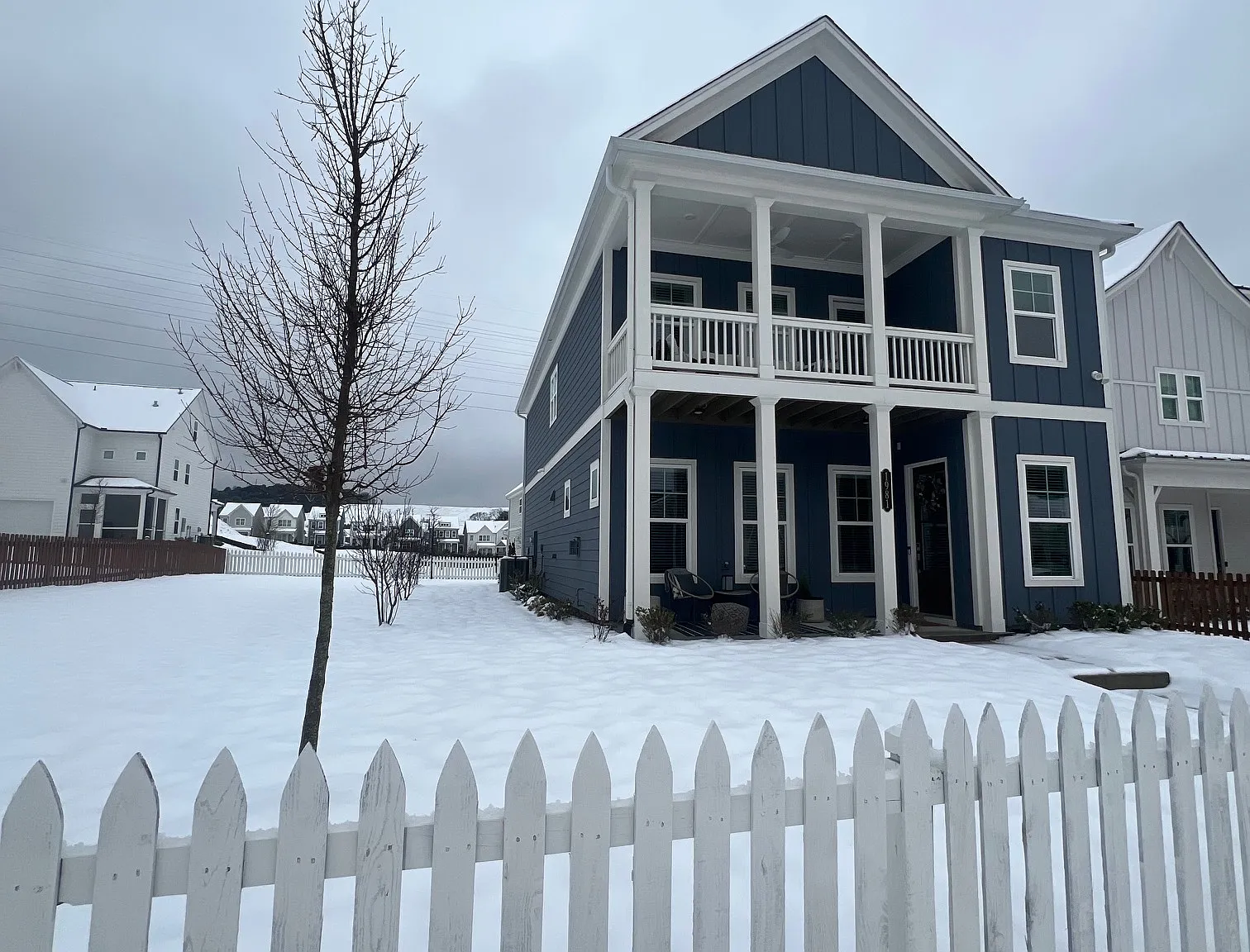 3 bed, 2.5 bath, 2100 sqft, $3,595 — Photo 3