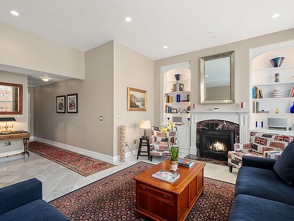4th image of 6 Edgerly Pl Suite 402/403