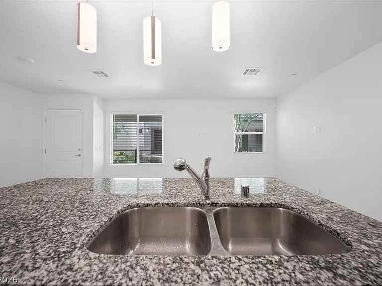 3622 Tripoli Cove Ave — Photo 20
