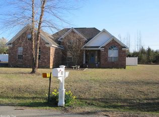 102 Selvidge Ln, Searcy, AR 72143