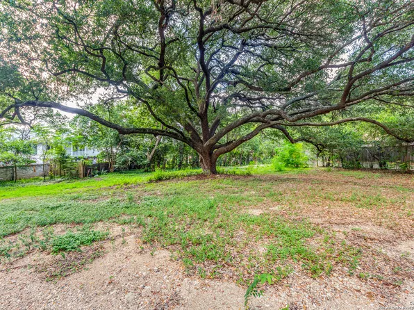 122 BARTLETT PL LOT 40, Terrell Hills, TX 78209