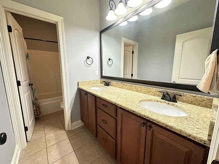 240 Danielle Dr — Photo 25