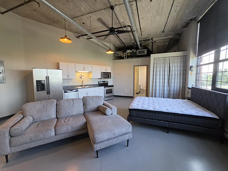 Reynolds Lofts — Photo 23
