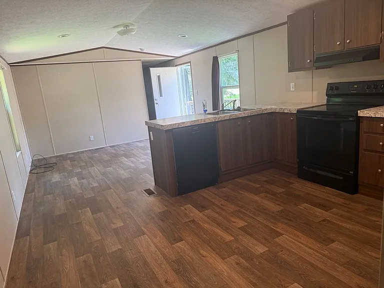 189 Mason Street — Photo 38