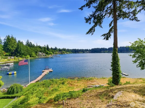 11623 Madera Gardens Drive SW, Lakewood, WA 98499