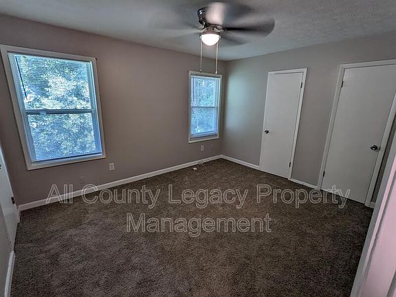 5th image of 907 S Indian Creek Dr