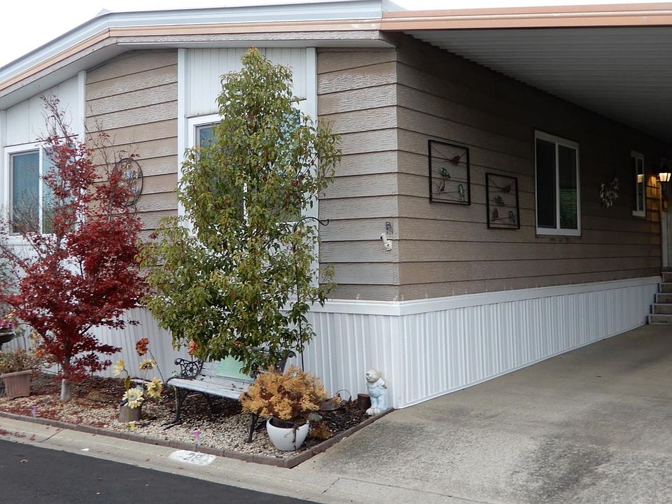 1st image of 28 Pina St