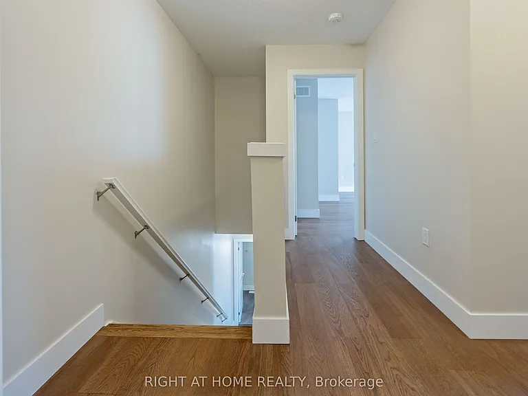 1960 Dalmagarry Rd #34 — Photo 20