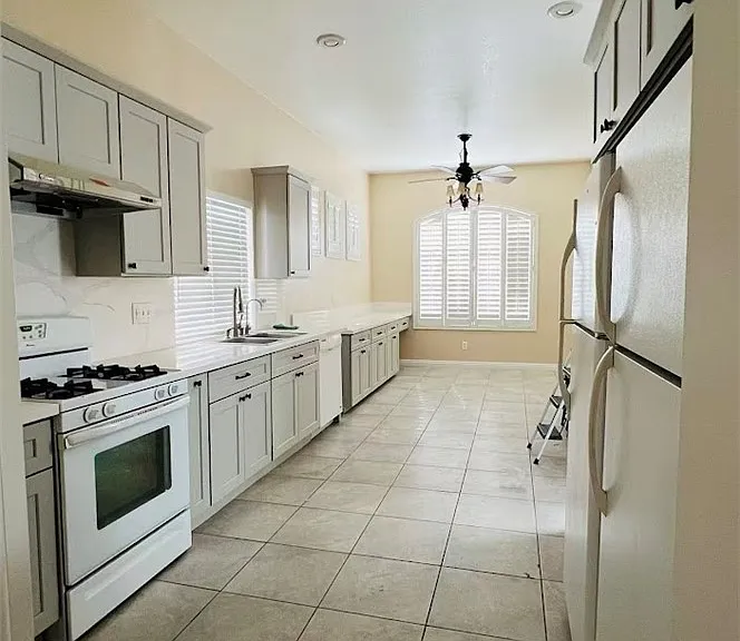 3376 Mallard Nest St — Photo 5
