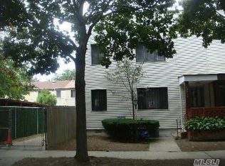 13558 223rd St, Springfield Gardens, NY 11413