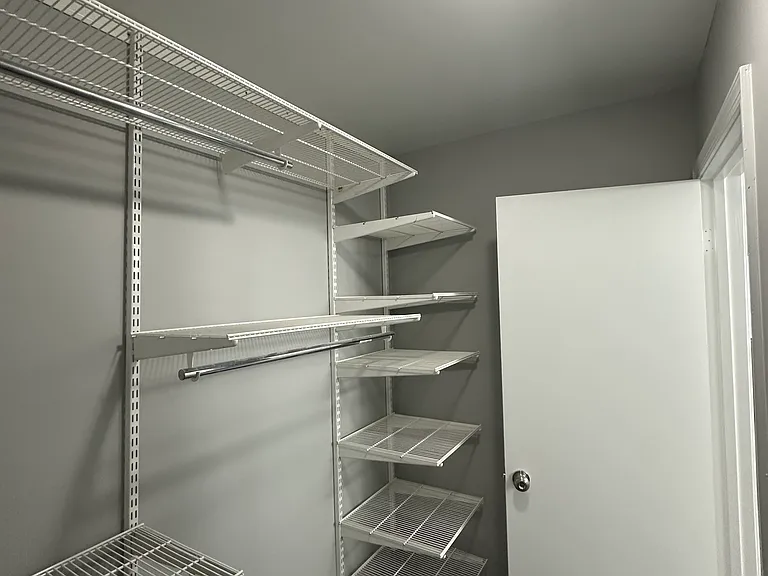8 Russell Ave #307 — Photo 36