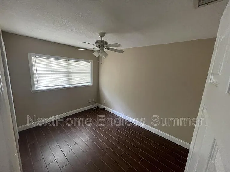2226 Leon Rd — Photo 9