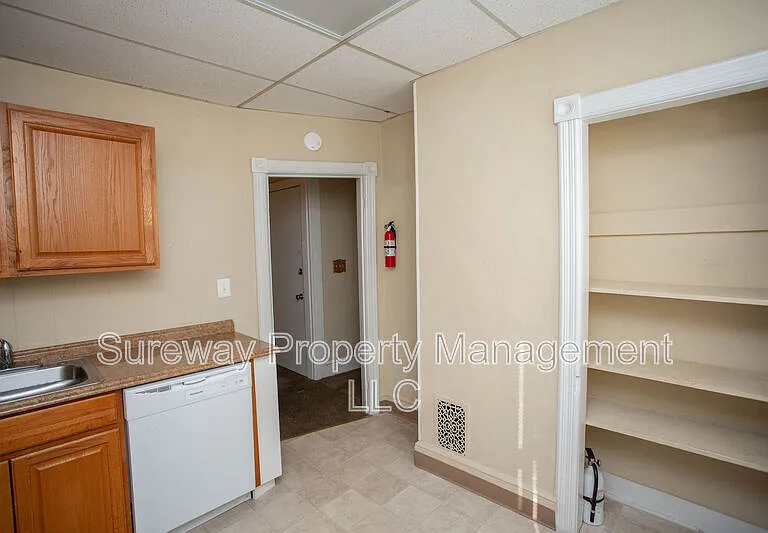 224 Rutland Ave #2 — Photo 9