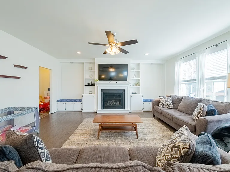 10878 Holman Ridge Rd — Photo 31