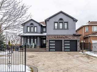 987 Bristol Rd W #BASEMENT, Mississauga, ON L5V 2N9