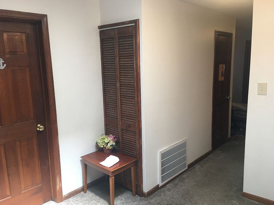 Living room, hallway to Kitchen