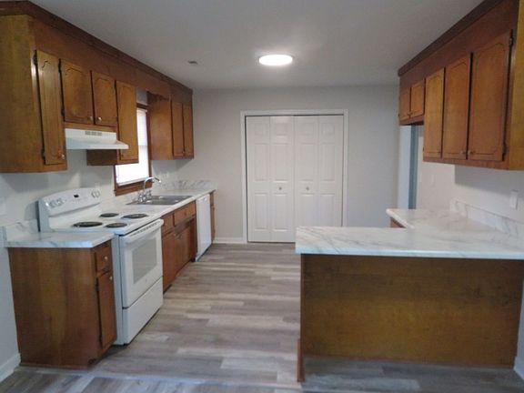 4th image of 4511 Brickwood Meadow Ct N