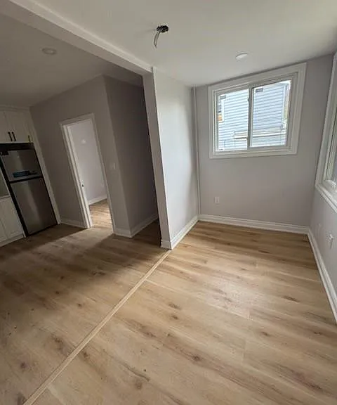 945 Wellington Ave #4 — Photo 7