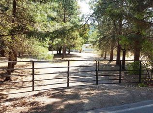 864 Quines Creek Rd, Azalea, OR 97410