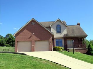 110 Covington Dr, Butler, PA