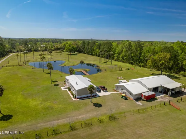200 BAOBAB Trail, Interlachen, FL 32148