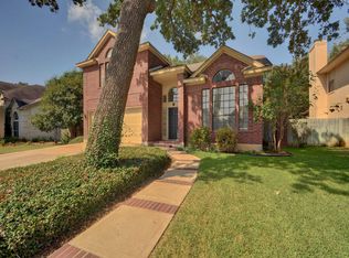 1914 Oakview Dr, Round Rock, TX 78681