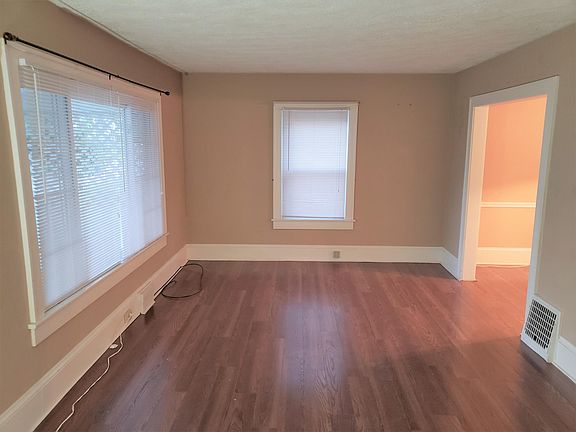 3rd image of 2814 6th St